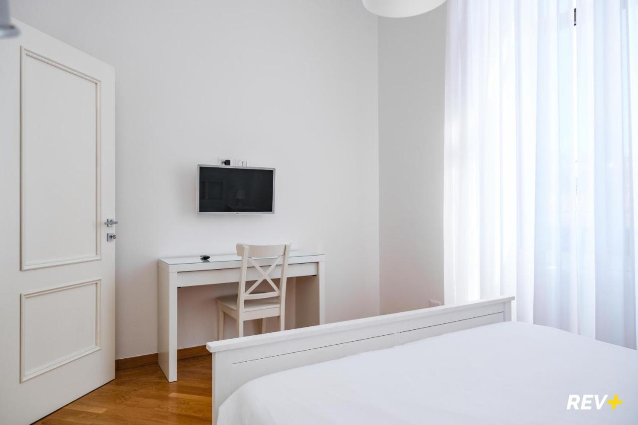 רומא Mecenate Apartment Colosseum מראה חיצוני תמונה