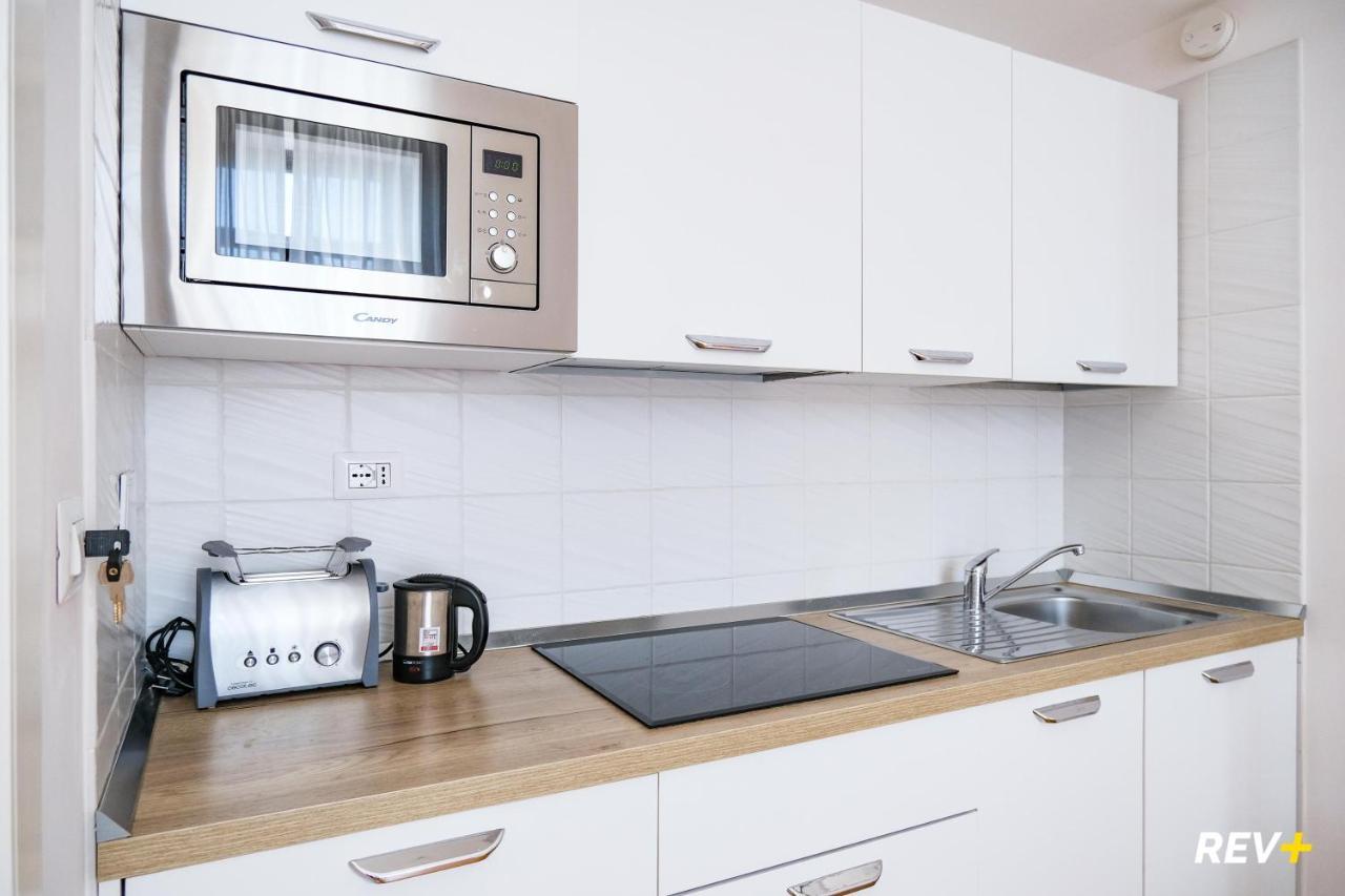 רומא Mecenate Apartment Colosseum מראה חיצוני תמונה